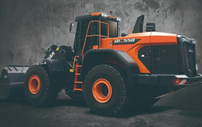 두산인프라코어, 차세대 휠로더 ‘DL-7’ 시리즈 출시
