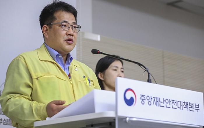 정부 “30%에 달하는 무증상감염자…방심할 수 없는 상황”