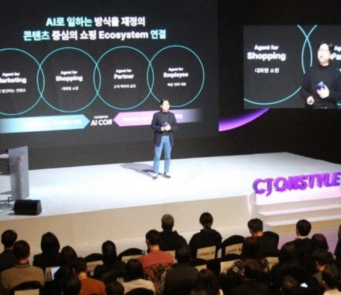 CJ온스타일, 챗GPT 쇼핑 이어 '클로드' 전사 도입… AI 네이티브 전환 가속
