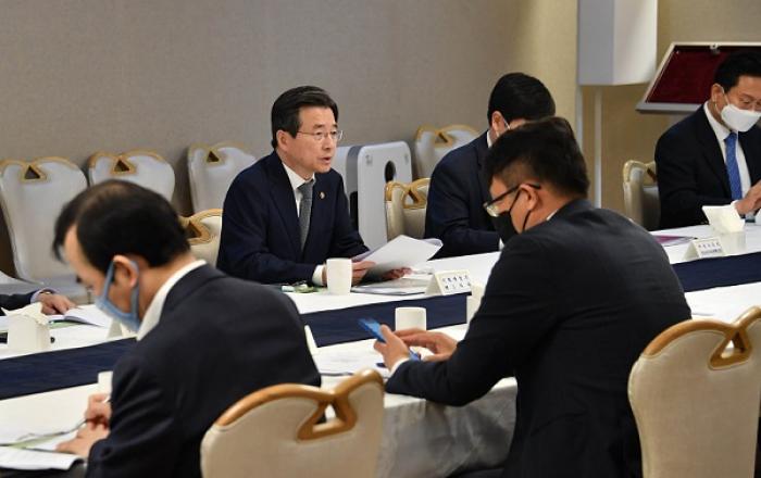 기재부 차관 “코로나 위기 제조업 본격확산…하반기 중 혁신대책 보완”