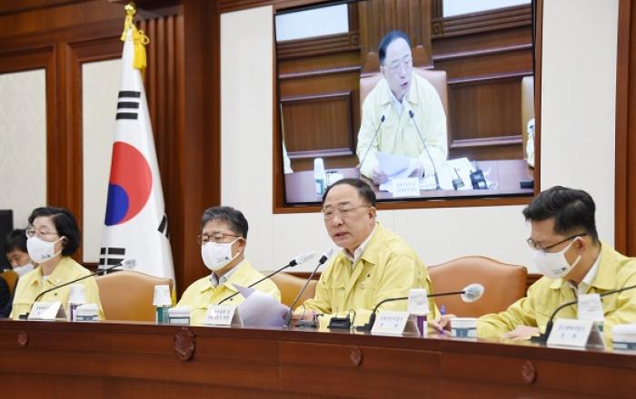 홍남기 부총리 “민간·민자·공공 100조원 투자 프로젝트 가속화”