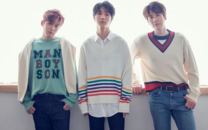 슈퍼주니어-K.R.Y. 미니 1집 ‘푸르게 빛나던 우리의 계절’, 한터 주간 음반 차트 1위!