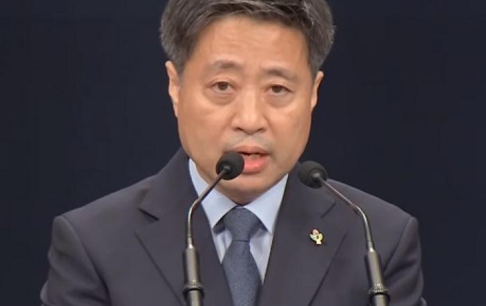 청와대 “김여정 담화 무례하고 몰상식…감내하지 않겠다”