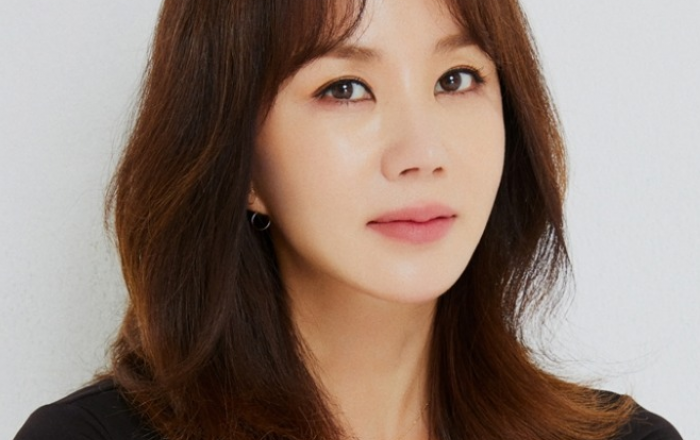 엄정화, 등장만 했다 하면 '화제성+호감도' 싹쓸이...'영원한 워너비'