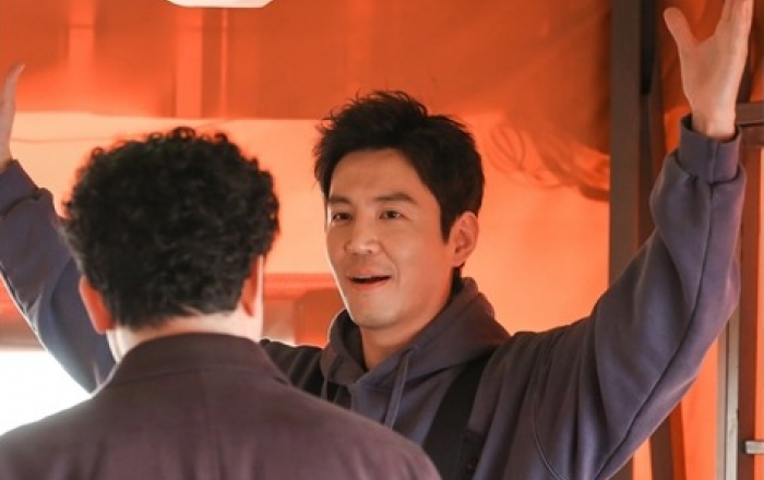 '쌍갑포차' 최원영, 종영까지 2회! 500년 전 세자 '귀반장'의 촬영 비하인드 컷 공개