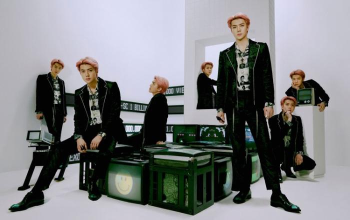 엑소 세훈&찬열, 첫 정규 앨범 ‘10억뷰’ 전곡 작사 참여