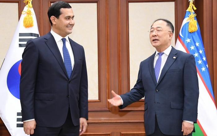 한-우즈벡 경제부총리 “FTA 추진 포함 교역확대 협력”
