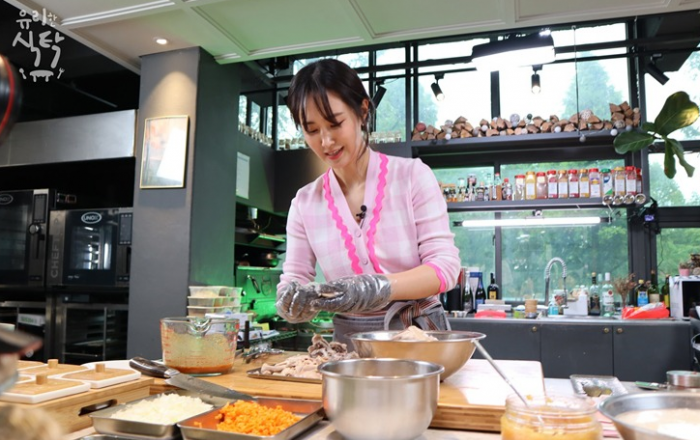 유리한 식탁, 유리를 긴장하게 한 특급 카메오의 출연