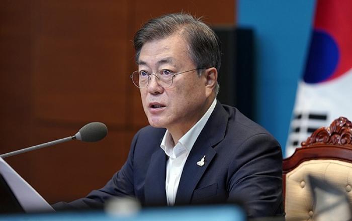 문재인 대통령 “인명피해 최소화에 최우선…구조대원 등 희생 없도록 각별히 신경 써 달라”