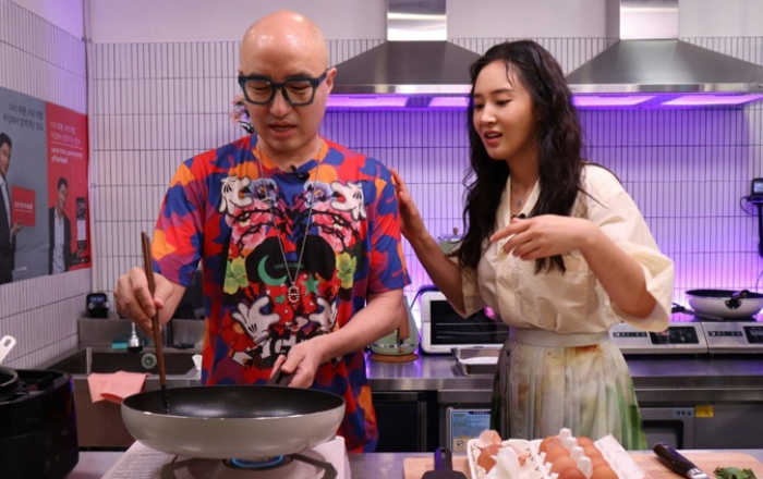 ‘유리한 식탁’, 태국 요리 마스터 홍석천 출연!