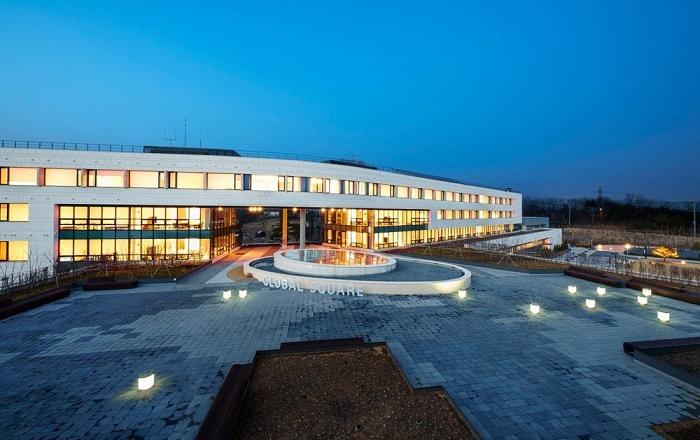 수도권 생활치료센터로 연수원 두 곳 제공