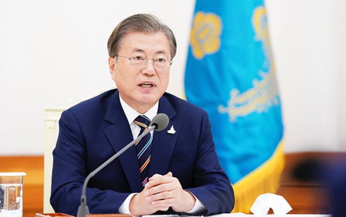 문재인 대통령 “특정 교회 때문에 한국 방역 한순간에 위기…국민 삶도 무너져”