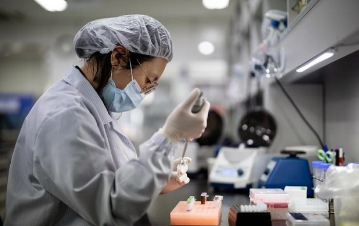 정부, 코로나19 백신 3000만명분 확보 추진…전국민 접종 목표로 단계적 추진