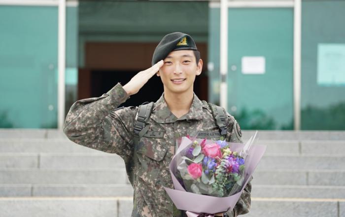 정진운, 7일 전역 