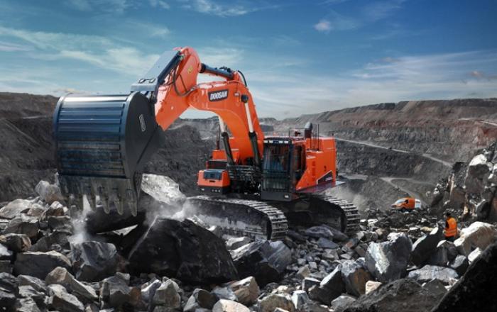 두산인프라코어, ‘最大’ 80톤 굴착기, 한국 시장 출시