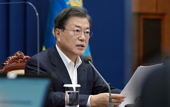 문재인 대통령 “수출 증가세, 세계경제 침체·국제교역 위축 속에서 일궈낸 기적 같은 성과”