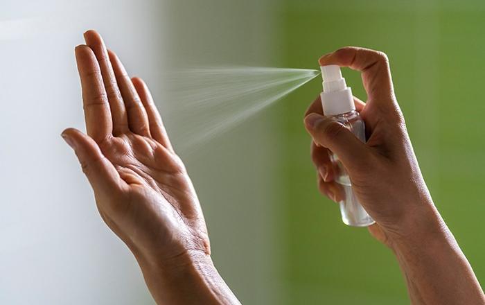 손 소독과 보호를 한번에 