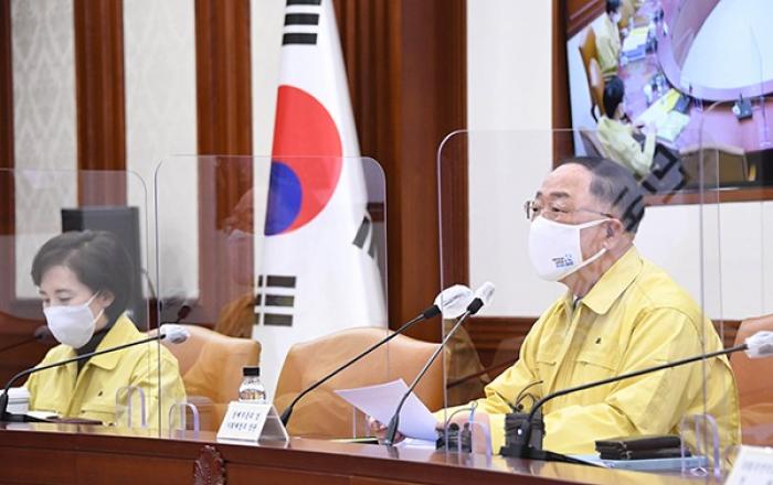 3차 재난지원금 11일 지급 신속한 집행이 관건…백신 2월부터 접종