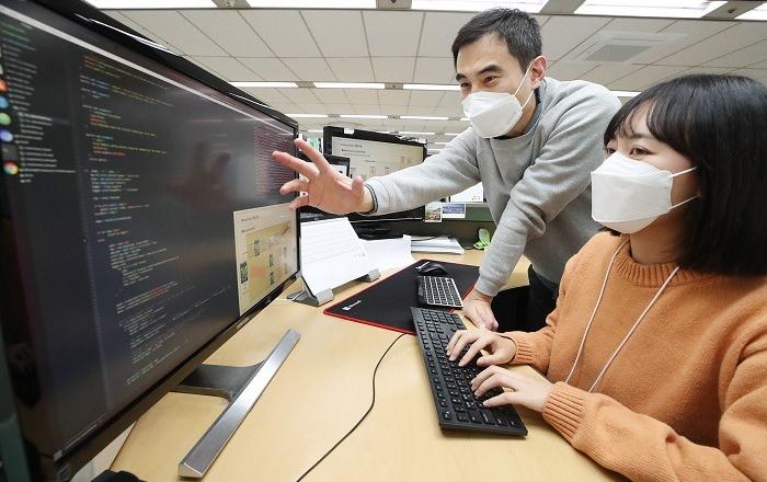 KT ‘AI 원팀’ 산학연 AI 연구개발 첫 성과 공개