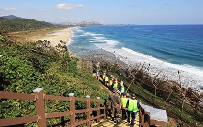 남북 교류협력 활성화…DMZ 국제평화지대화·접경지역 평화 증진