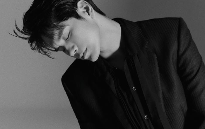 처음 보는 배우 ‘옹성우’, 정적과 차가움의 공존! 극강의 매력 담은 화보 공개!