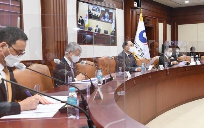 미래차 핵심 반도체 기술개발에 2000억 이상 투입